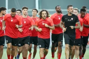 Παρουσίαση με νέα πρόσωπα, κόσμο, ενθουσιασμό! (βίντεο/φώτος)