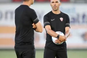 Παρουσίαση με νέα πρόσωπα, κόσμο, ενθουσιασμό! (βίντεο/φώτος)