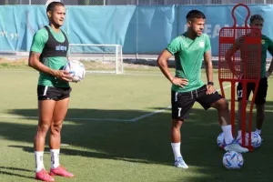 Περισσότερες φωτογραφίες από την τελευταία της ΑΕΚ 