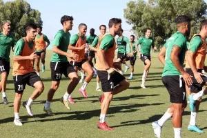 Περισσότερες φωτογραφίες από την τελευταία της ΑΕΚ 