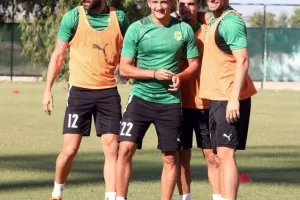 Περισσότερες φωτογραφίες από την τελευταία της ΑΕΚ 
