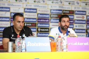 ΣΩΦΡΟΝΗΣ: "Θα είμαστε πιο επιθετικοί/Έχω πλήρη εμπιστοσύνη στους ποδοσφαιριστές"