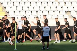 ΑΠΟΕΛ/Η... τελευταία πριν τη ρεβάνς (βίντεο/φώτος)