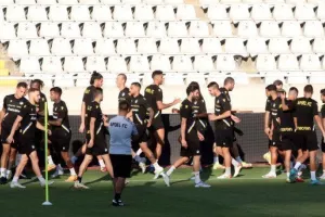 ΑΠΟΕΛ/Η... τελευταία πριν τη ρεβάνς (βίντεο/φώτος)