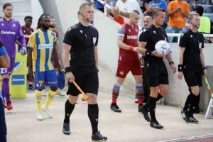 ΑΠΟΕΛ - Μπότεφ: Ήταν (πολύ) καλύτερο, πέρασε με Τσεμπάκ-Εφραίμ! (φώτος)