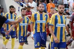 ΑΠΟΕΛ - Μπότεφ: Ήταν (πολύ) καλύτερο, πέρασε με Τσεμπάκ-Εφραίμ! (φώτος)