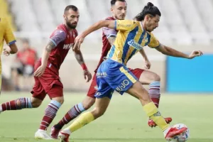 ΑΠΟΕΛ - Μπότεφ: Ήταν (πολύ) καλύτερο, πέρασε με Τσεμπάκ-Εφραίμ! (φώτος)