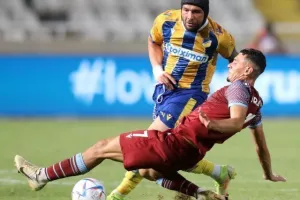 ΑΠΟΕΛ - Μπότεφ: Ήταν (πολύ) καλύτερο, πέρασε με Τσεμπάκ-Εφραίμ! (φώτος)