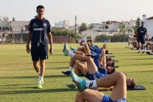 Έβαλε... μπρος η "Κυρία" (Φώτος)