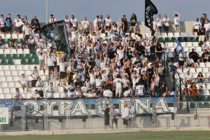 Στην Περιστερώνα οι "Φυγάδες", με "χαμό" η είσοδος τους! (βίντεο/φώτος)