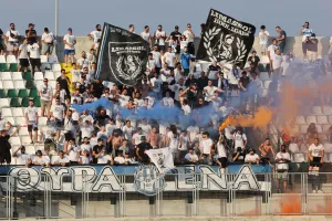 Στην Περιστερώνα οι "Φυγάδες", με "χαμό" η είσοδος τους! (βίντεο/φώτος)