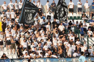 Στην Περιστερώνα οι "Φυγάδες", με "χαμό" η είσοδος τους! (βίντεο/φώτος)