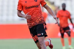 ΑΠΟΕΛ - ΑΕΚ: Τέσσερα γκολ, δοκιμές και τώρα Ευρώπη! (φώτος)