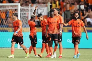 ΑΠΟΕΛ - ΑΕΚ: Τέσσερα γκολ, δοκιμές και τώρα Ευρώπη! (φώτος)