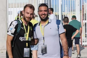 (ΦΩΤΟΣ) Ο κόσμος στην ΑΡΕΝΑ 