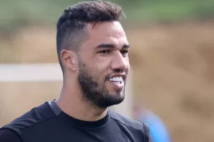 Απέσυρε το ενδιαφέρον του για τον Λουίς Φελίπε