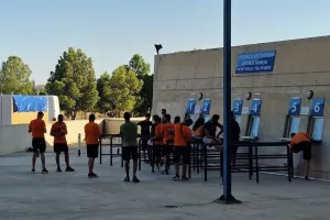 Κόσμος... στα εκδοτήρια