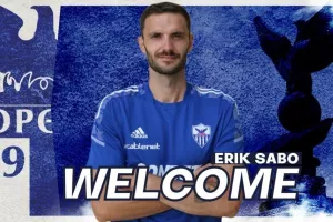 Erik Sabo/ Παίζει... παντού! (Φώτο)