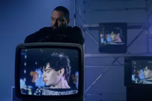 ΠΙΕΡΟΣ/Big In Japan!