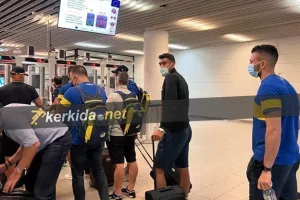 Προσγειώθηκε (00:30) Σόφια το ΑΠΟΕΛ