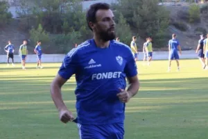 Ο πρώην συμπαίκτης και νυν αντίπαλος του Baixinho στην Κύπρο! (φώτο)