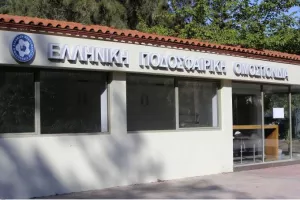 Απάντηση ΕΠΟ σε Super League: «Τα λεφτά θα πάνε στην επαγγελματική διαιτησία…»