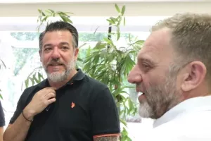 Πετεβίνος: "Ο ΑΠΟΕΛ θα είναι δυνατός και αντάξιος των προσδοκιών" (Σχόλιο για την... σιωπή, μεταγραφές, Σόουζα-Κβιλι)