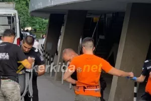 Αυστηρός έλεγχος και ουρά ΑΠΟΕΛιστών έξω από την Θύρα 19 (φώτο)
