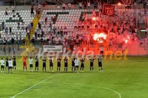Aπόλλων: Koρύφωση... στο τέλος, σύνθημα τίτλου από "Φυγάδες"! (βίντεο/φώτος)