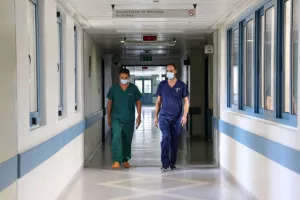 COVID 22-28 Ιουλίου: 16 θάνατοι, 6863 κρούσματα
