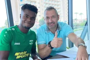 "Συμφωνία με Peter Odera"