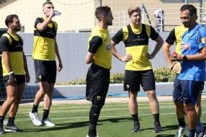 ΑΕΚ: Ατομικό ξανά ο Γαλανόπουλος - Σε γκρουπ η προπόνηση
