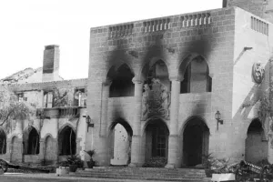 48 χρόνια από το προδοτικό πραξικόπημα - Ηχούν ξανά οι σειρήνες