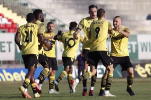 Πέντε γκολ και νέα ήττα η Μπότεφ, πριν το ΑΠΟΕΛ (φώτος)