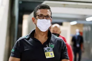 ΦΩΤΟ/"Ανακοίνωσε" δυο μεταγραφές ο Τορναρίτης!