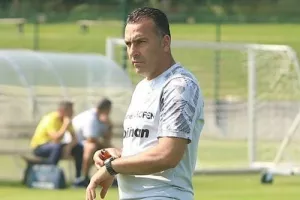 Βγαίνει η δουλειά του Σωφρόνη για το "νέο" ΑΠΟΕΛ