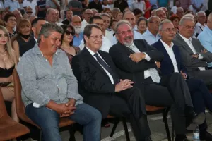 Τα εγκαίνια του γηπέδου της Δόξας (Φώτος/Βίντεο)