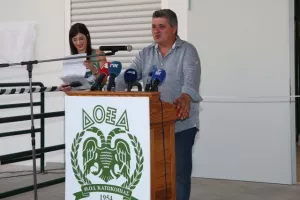 Τα εγκαίνια του γηπέδου της Δόξας (Φώτος/Βίντεο)
