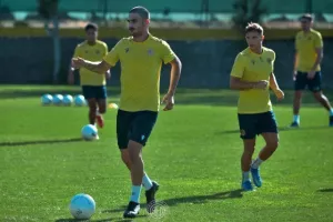 ΚΛΙΚΣ από την πρώτη της ΑΕΛ