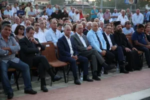 Τα εγκαίνια του γηπέδου της Δόξας (Φώτος/Βίντεο)