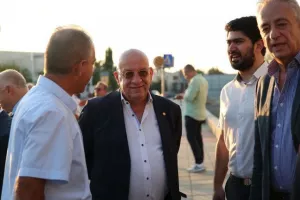 Τα εγκαίνια του γηπέδου της Δόξας (Φώτος/Βίντεο)