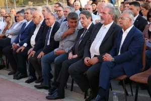 Τα εγκαίνια του γηπέδου της Δόξας (Φώτος/Βίντεο)