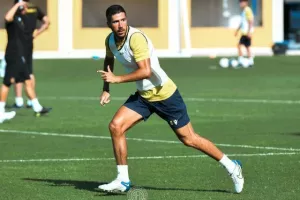 ΚΛΙΚΣ από την πρώτη της ΑΕΛ