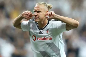 Στην Αθήνα ο Βίντα, κλείνει στην ΑΕΚ!