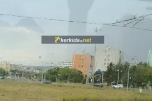 Βροχερό το... σκηνικό στο Κόσιτσε (φώτος)