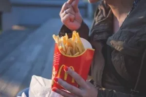 Πυροβόλησε υπάλληλο των McDonald's επειδή οι πατάτες ήταν κρύες