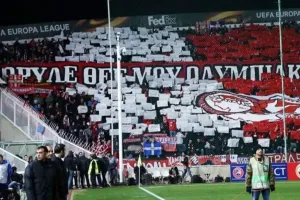 Θύρα 7: "Γεμίζουμε αεροπλάνα και πλοία για την Κύπρο" 