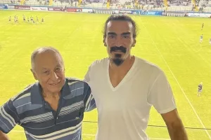 Ο Λάζαρος με τον... παρτενέρ του αριστερά (ΑΝΟ δεκαετίες 60' - 70')