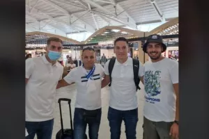 Με Κολ και Μαυρία