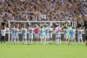 Απόλλων - Η υπέρβαση των 11 και των... 700!